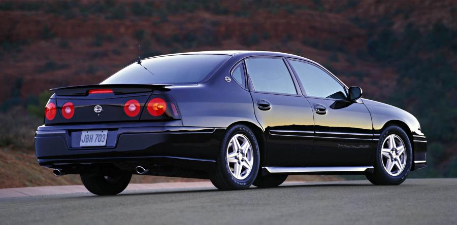  Chevrolet Impala SS 2000 года  (фото 9 из 12)